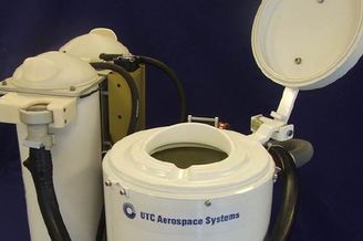 设计未来版火星旅行使用厕所