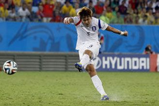 韩国偷师里皮让金英权当核心 世界杯让他迈向欧洲
