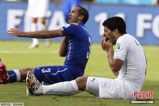 FIFA秘书长称苏亚雷斯该接受治疗:确保不再咬人