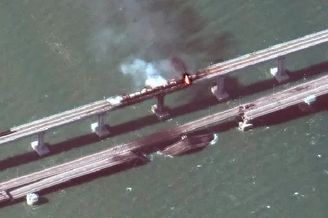 克里米亚大桥爆炸现场卫星图