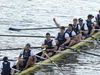 牛津剑桥赛艇对抗赛举行 牛津男队获胜